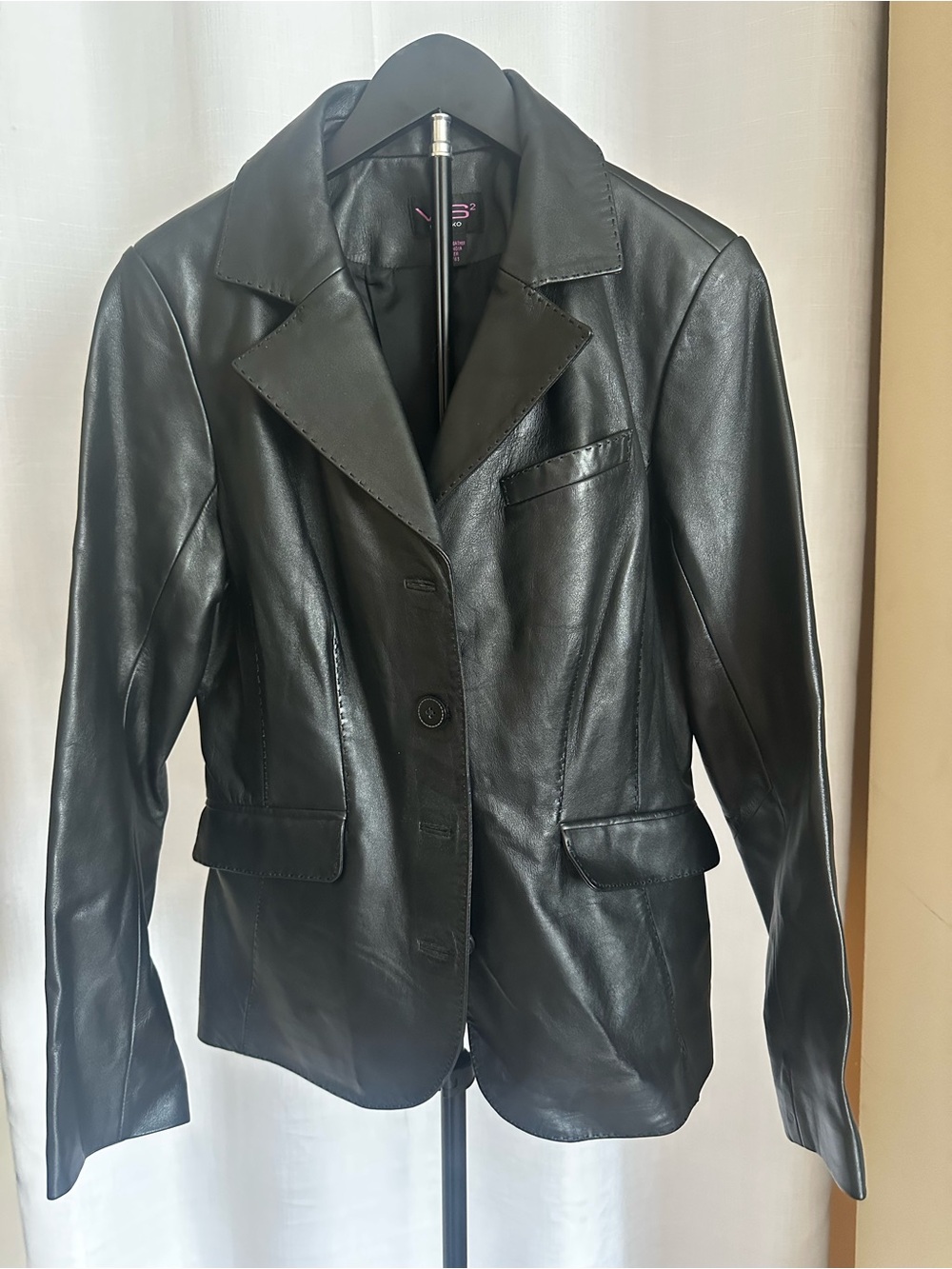 VS2 by Vakko Black Leather Jacket